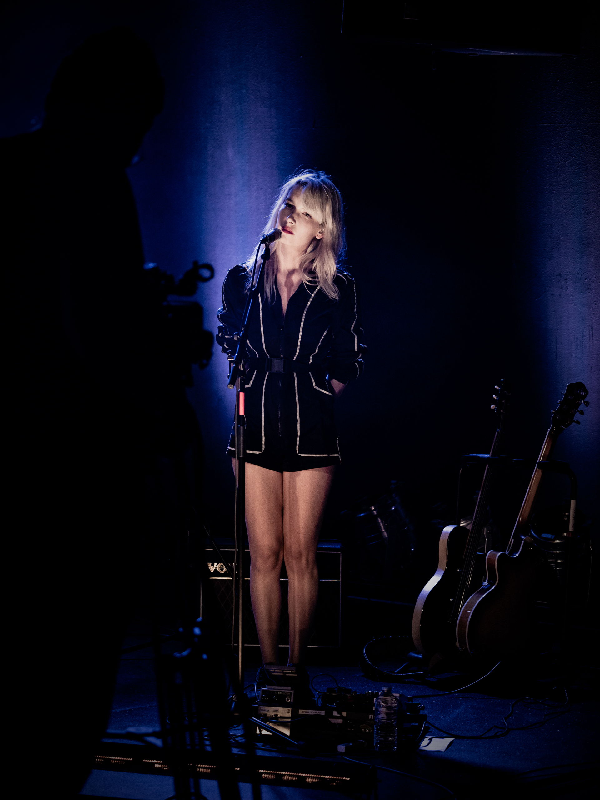 Meis speelde tijdens Locked & Live op 10 december in Het Podium, foto's door Photo Anya.