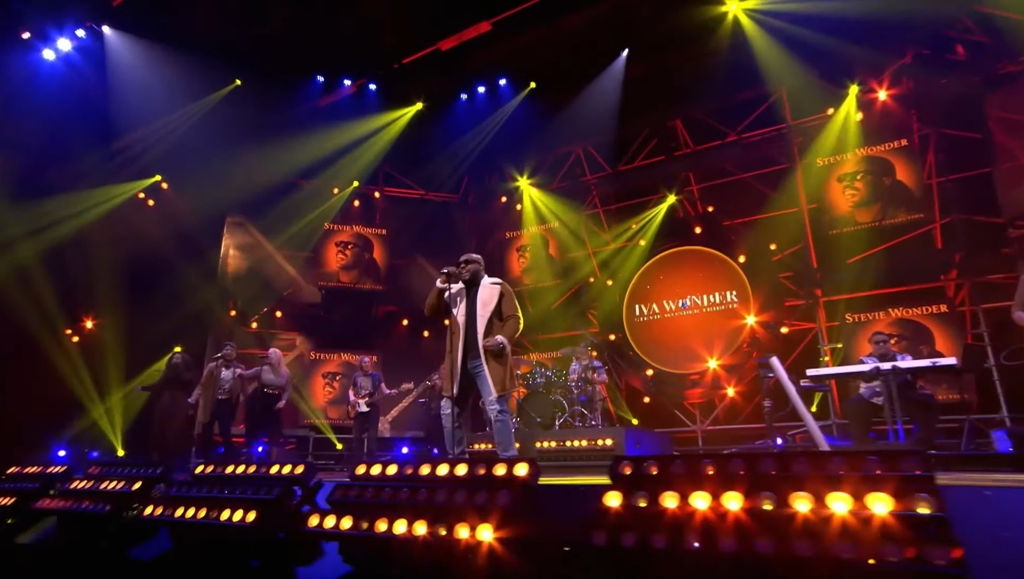 Stevie Wonder Tribute in Het Podium